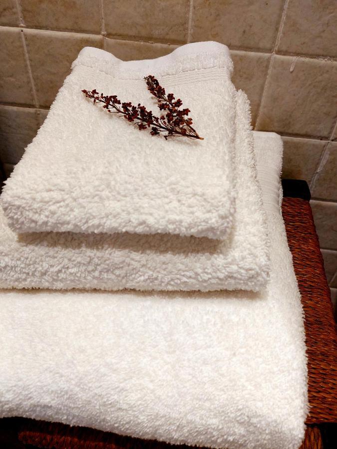 Corral D'En Romagosa Guest House Begues ภายนอก รูปภาพ
