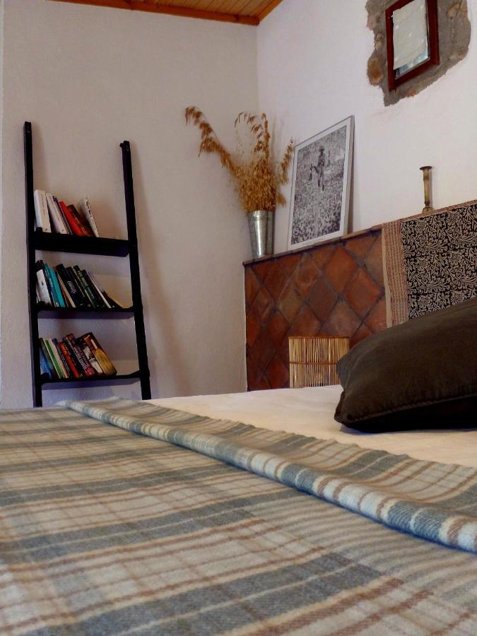 Corral D'En Romagosa Guest House Begues ภายนอก รูปภาพ
